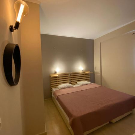 Estro Studios Moraitika Dış mekan fotoğraf